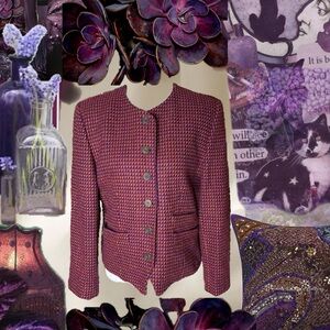 Elegant Women's Plum Tweed Blazer